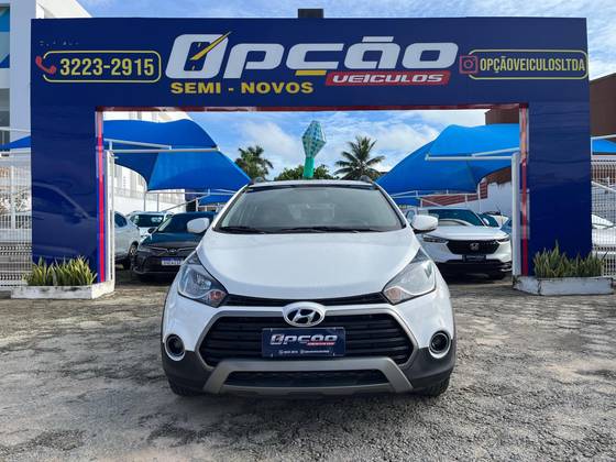 HYUNDAI HB20X 1.6 16V STYLE FLEX 4P MANUAL HYUNDAI HB20X 1.6 16V STYLE FLEX 4P MANUAL